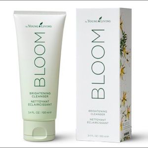 Young Living BLOOM Brightening Cleanser